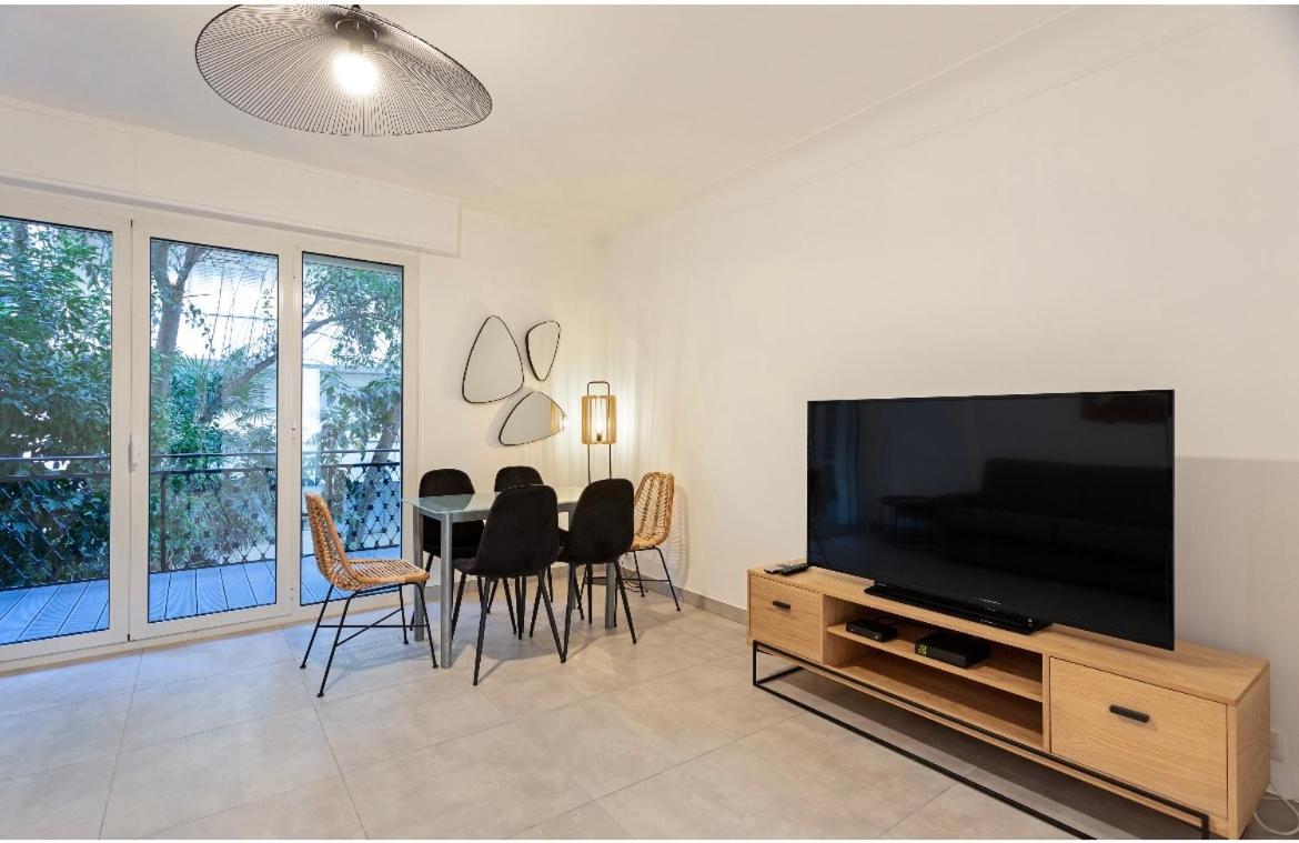 2 Pieces Croisette-martinez Appartement